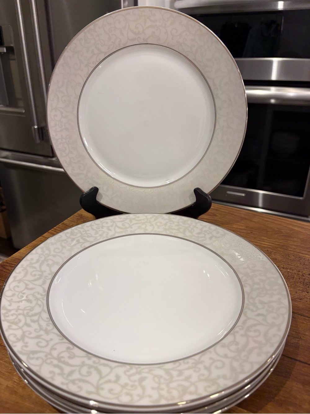 Parchment by Mikasa Elegant Dinner Plates set - 4